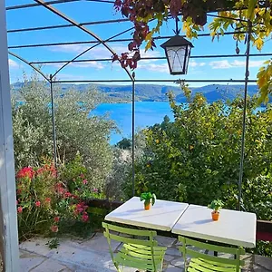  Appartement Avec Terrasse Et Jolie Vue Sur Le